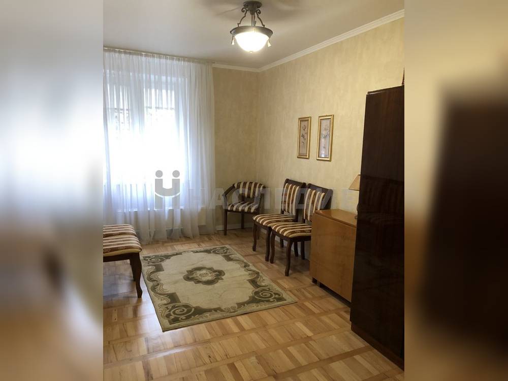 4-комнатная квартира, 74 м2 1/9 этаж, ул. 12 Марта - фото 4