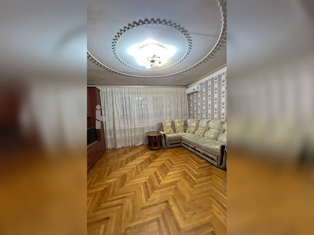 3-комнатная квартира, 72 м2 1/9 этаж, ул. Михайлова - фото 1