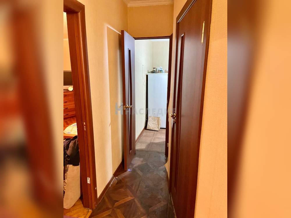 1-комнатная квартира, 31 м2 5/5 этаж, ул. 8 Марта - фото 1